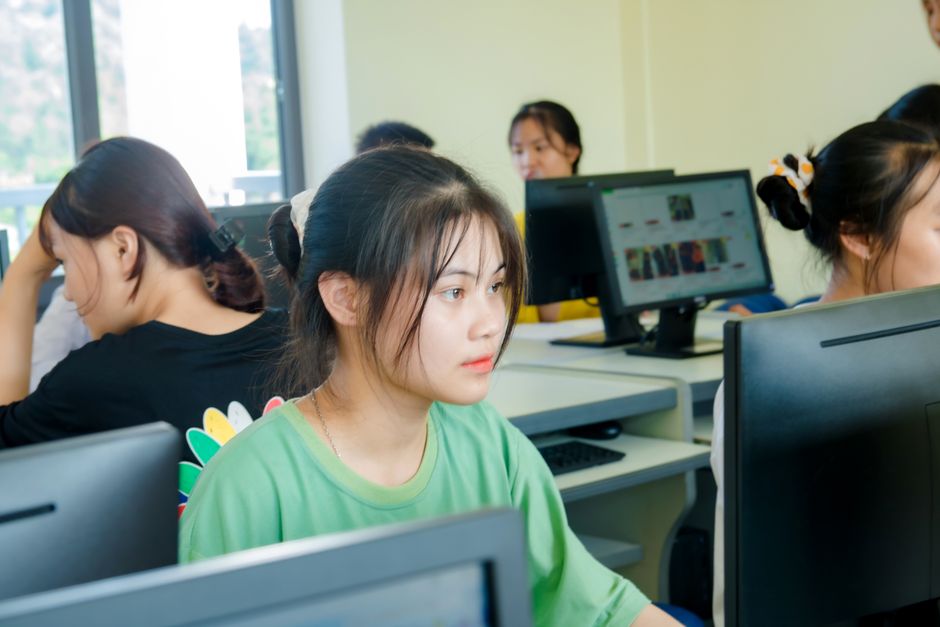 Übung und Feedback im Programmierkurs